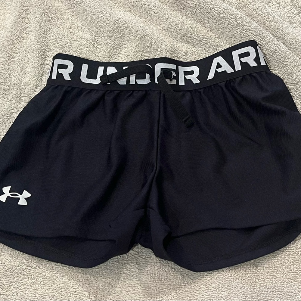 Under Armour youth small girls sports shorts